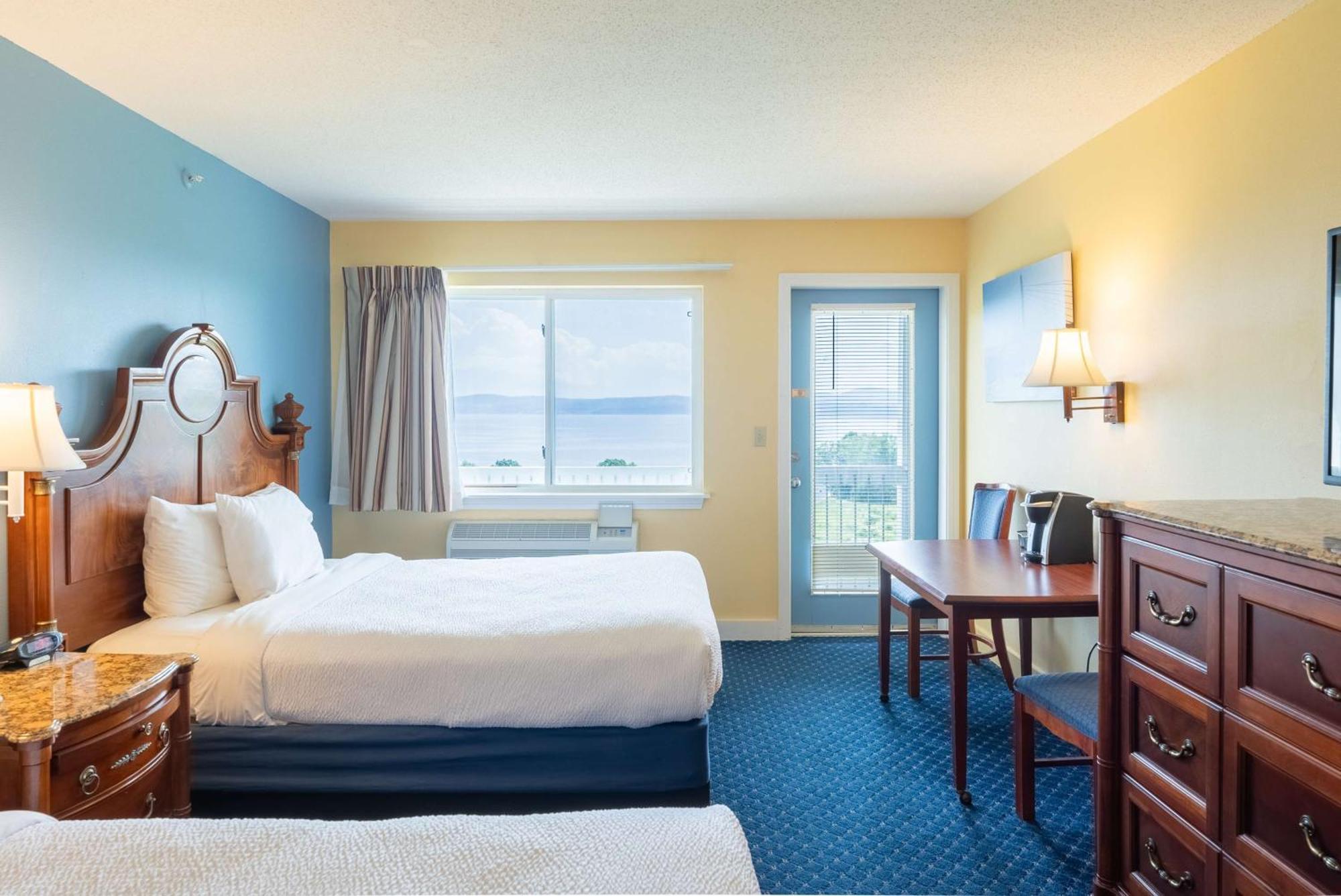 Fireside Inn, Ocean'S Edge Belfast Eksteriør bilde