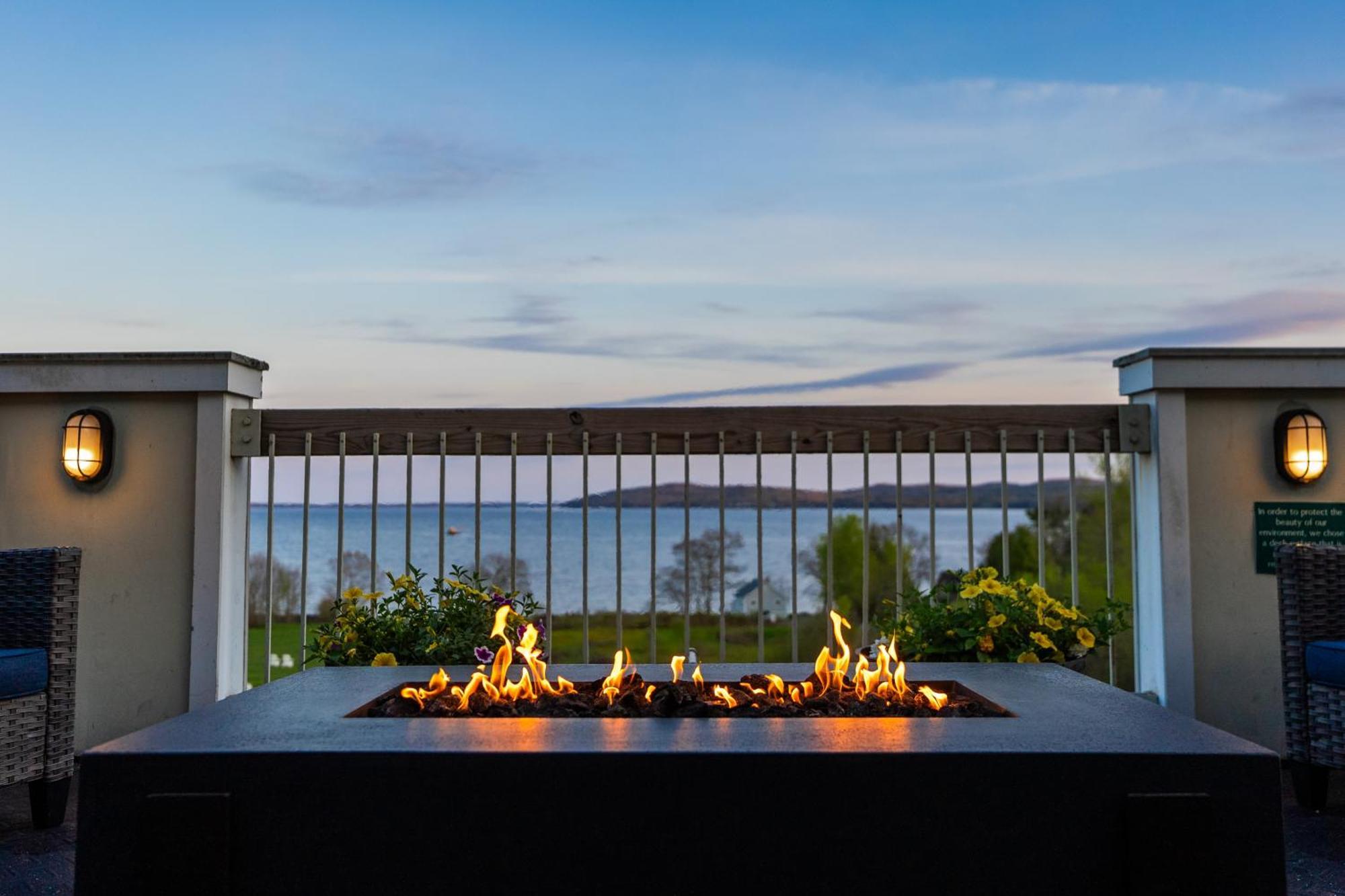 Fireside Inn, Ocean'S Edge Belfast Eksteriør bilde